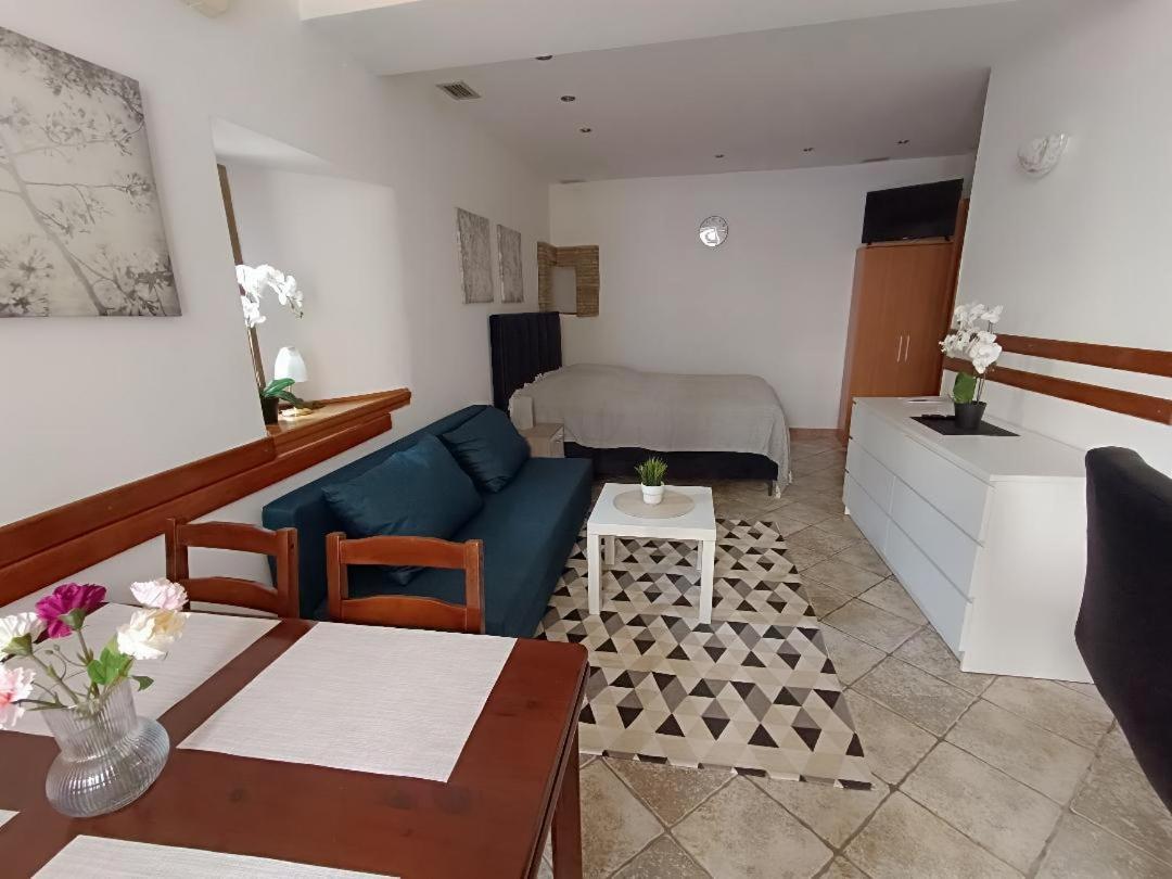 Adria Pearl Appartments Врсар Экстерьер фото